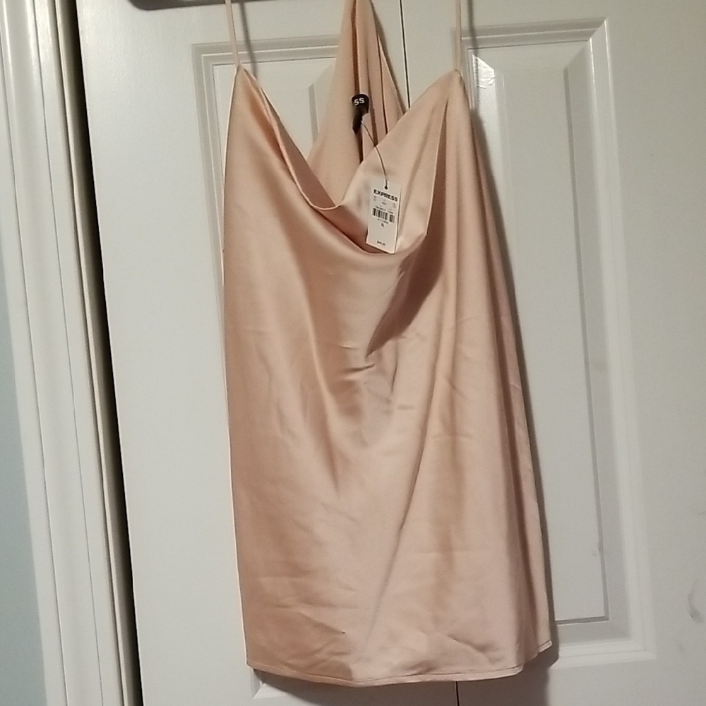 Express New with Tags!!Elegant Peach Cami Tank!! Silky Soft!